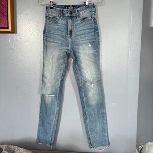 LIGHT BLUE DENIM HOLLISTER RIPPED JEANS